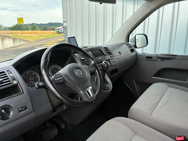 VW T5 Caravelle Comfortline 2.0 TDI CR DSG