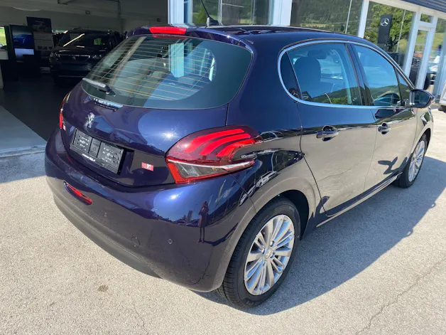 Peugeot 208 1.2 Allure