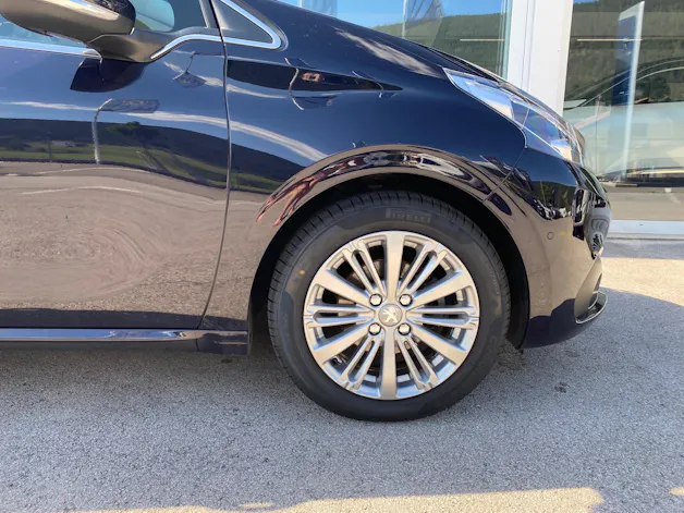 Peugeot 208 1.2 Allure