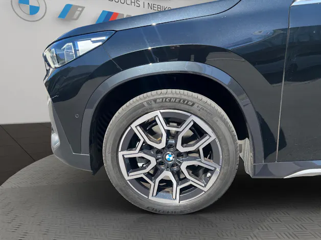 BMW X1 xDrive 23i 48V xLine