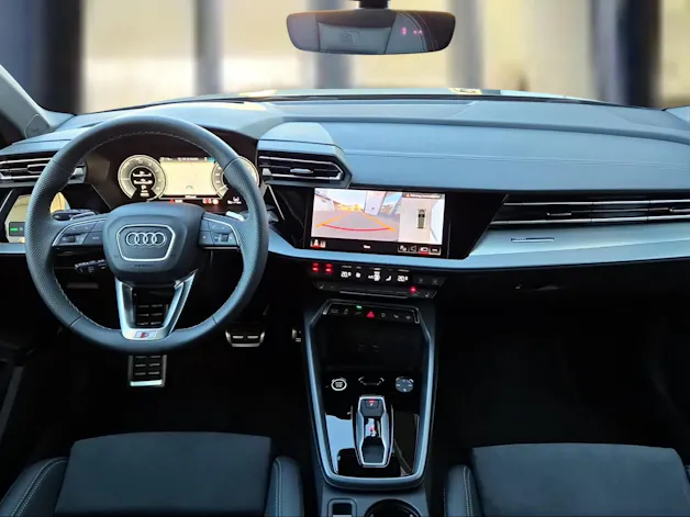 Audi A3 Sportback TFSI e 200 kW S line Attraction S tronic Mythosschwarz Metallic