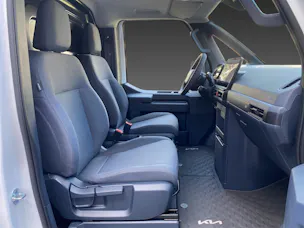 Kia Cargo Essential / International Van of the Year 2026