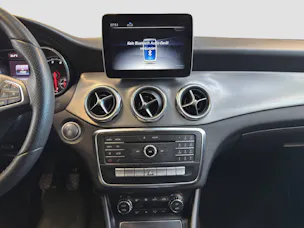 Mercedes-Benz GLA 200 Urban
