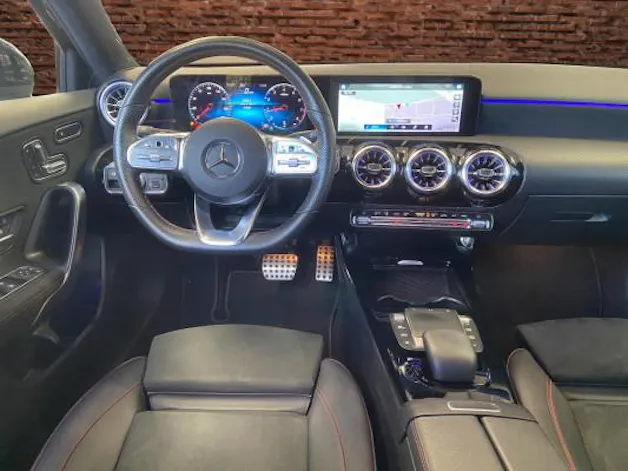 Mercedes-Benz A 200 AMG Line