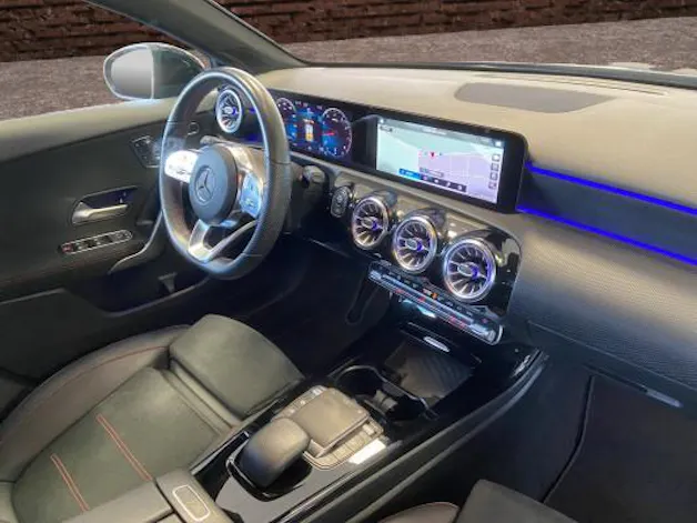 Mercedes-Benz A 200 AMG Line