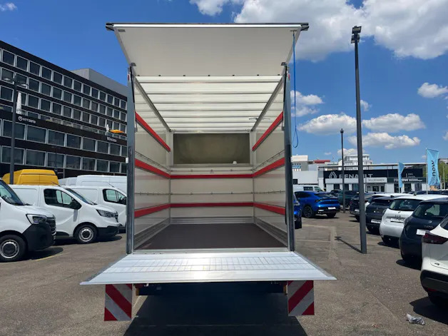 Renault Master T35 Blue dCi 150PS L3H1 HD Kofferaufbau mit Hebebühne