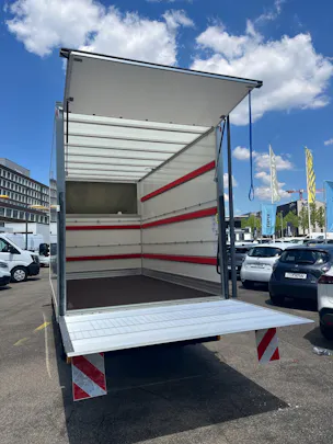 Renault Master T35 Blue dCi 150PS L3H1 HD Kofferaufbau mit Hebebühne