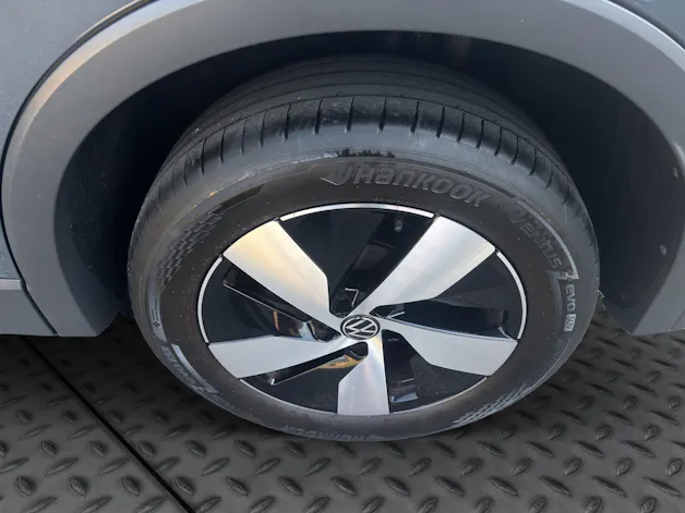 VW Tiguan 2.0 TDI SCR Elegance 4Motion DSG