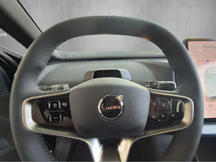 Volvo EX30 E60 69kWh Single Motor Extended Range Black Edition