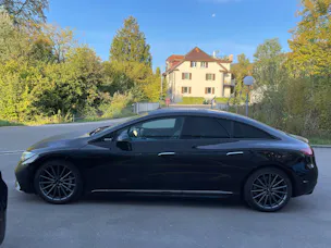 MERCEDES-BENZ EQE 500 4 Matic