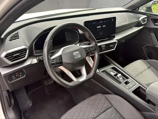 SEAT Leon 1.5 eTSI mHEV DSG Hola FR