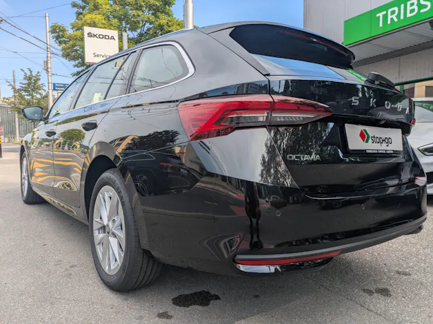 Škoda Octavia Combi 1.5 TSI mHEV DSG Selection