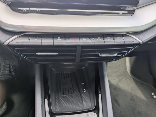 Škoda Octavia Combi 1.5 TSI mHEV DSG Selection