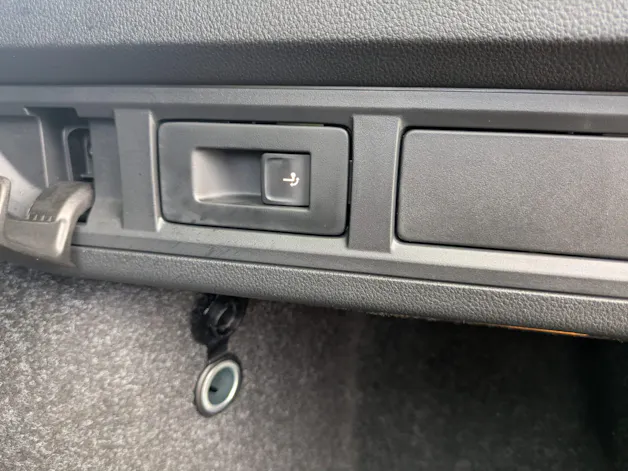 Škoda Octavia Combi 1.5 TSI mHEV DSG Selection