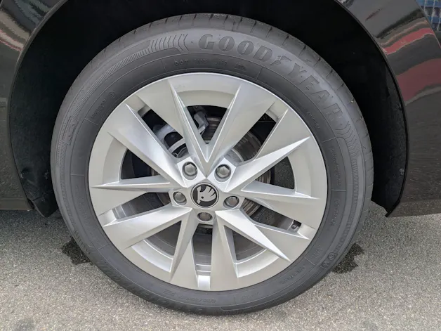 Škoda Octavia Combi 1.5 TSI mHEV DSG Selection