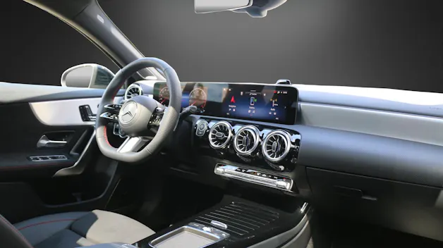 MERCEDES-BENZ A 250 4MATIC Kompaktlimousine