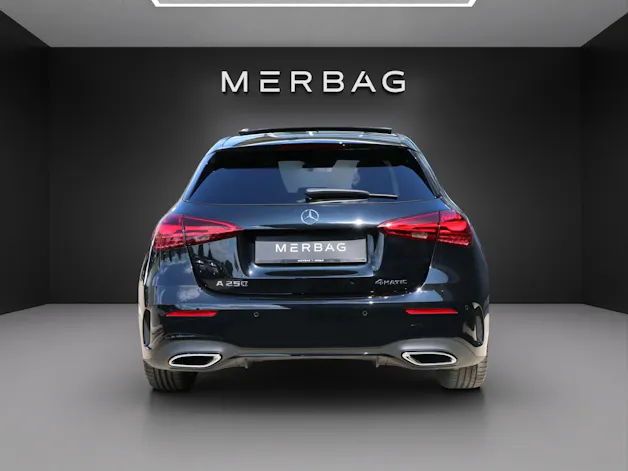 MERCEDES-BENZ A 250 4MATIC Kompaktlimousine