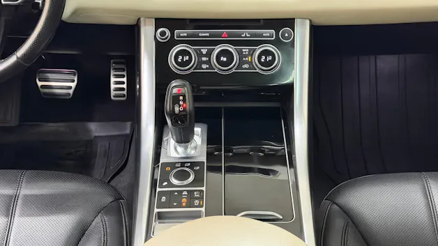 Land Rover Range Rover Sport 3.0 SDV6 HSE Automatic