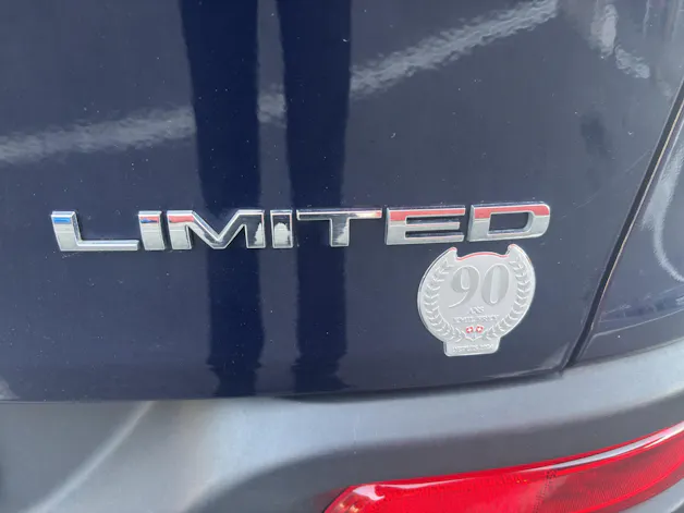 Jeep Cherokee 3.2 Limited AWD 9ATX