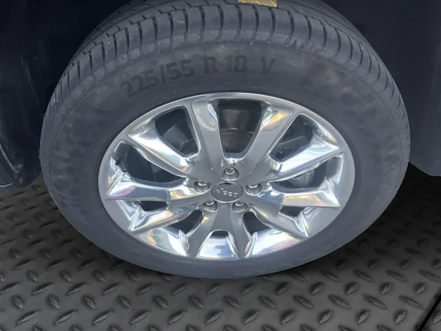 Jeep Cherokee 3.2 Limited AWD 9ATX