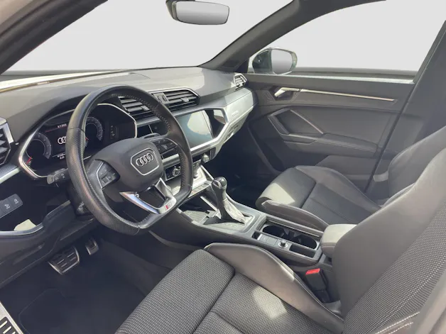 Audi Q3 45 TFSI S line quattro S-tronic