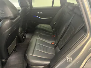 BMW 330i xDrive M-Sport Touring