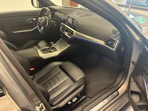 BMW 330i xDrive M-Sport Touring