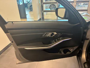 BMW 330i xDrive M-Sport Touring