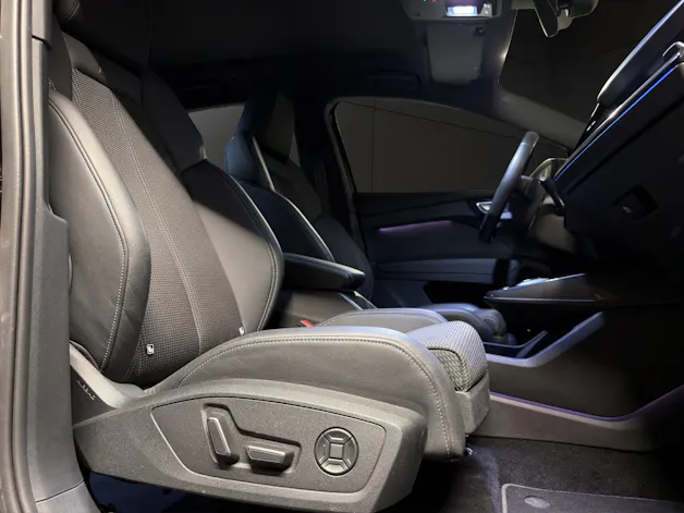AUDI Q4 e-tron 35