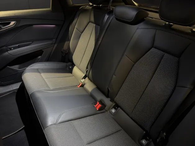 AUDI Q4 e-tron 35