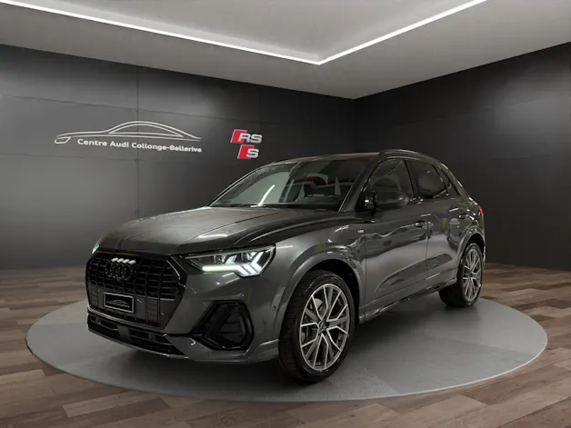 AUDI Q3 45 TFSI e S line Attraction S-tronic