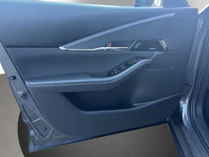 Mazda CX-30 SKYACTIV-X 186 M Hybrid Centre Line AWD AT