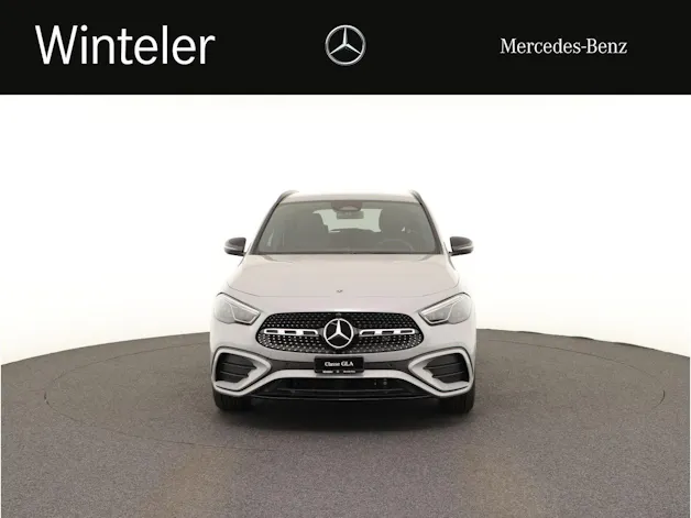 Mercedes-Benz GLA 200 Night Star 7G-D