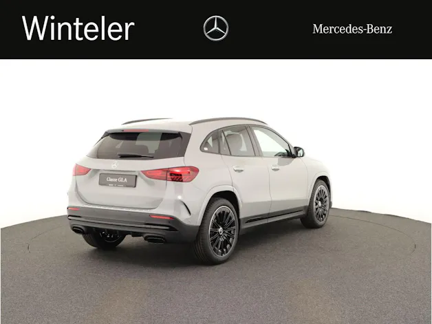 Mercedes-Benz GLA 200 Night Star 7G-D