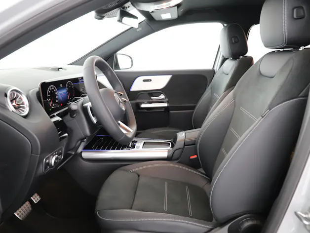 Mercedes-Benz GLA 200 Night Star 7G-D