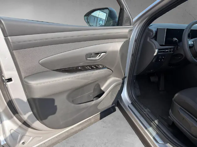 HYUNDAI Tucson 1.6 T-GDi HEV Origo Bla MY27