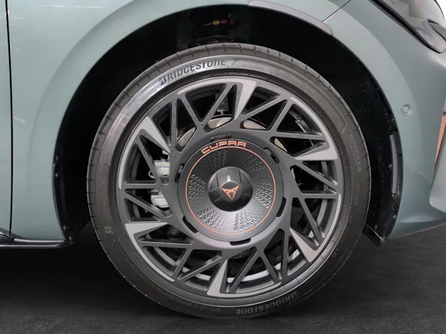Cupra Born 79 kWh Prime