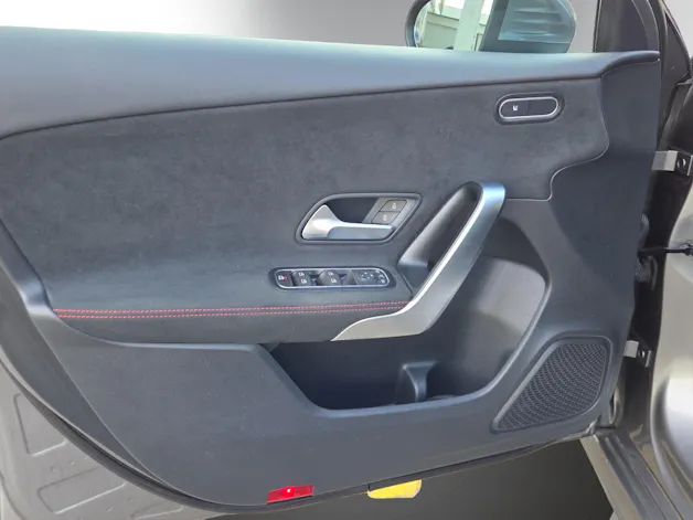 Mercedes-Benz A 200 AMG Line 7G-DCT