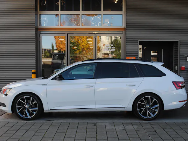 Škoda Superb Combi 2.0 TDi SportLine+ 4x4 DSG