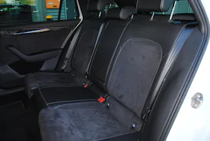 Škoda Superb Combi 2.0 TDi SportLine+ 4x4 DSG