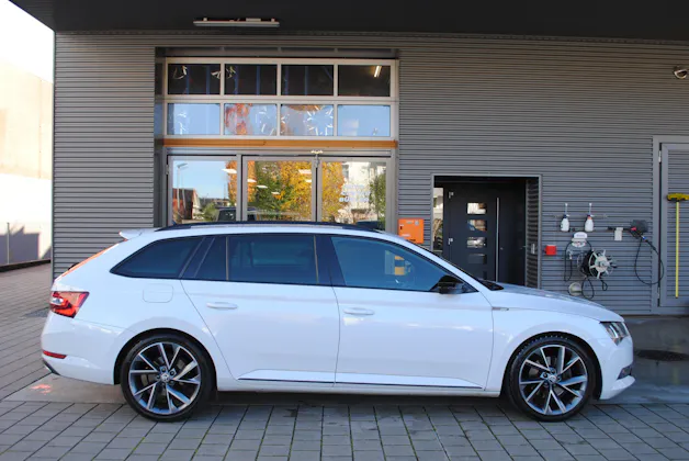 Škoda Superb Combi 2.0 TDi SportLine+ 4x4 DSG