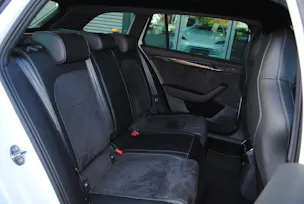 Škoda Superb Combi 2.0 TDi SportLine+ 4x4 DSG
