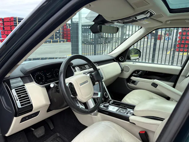 Land Rover Range Rover LWB 2.0 Si4 PHEV Vogue Automatic