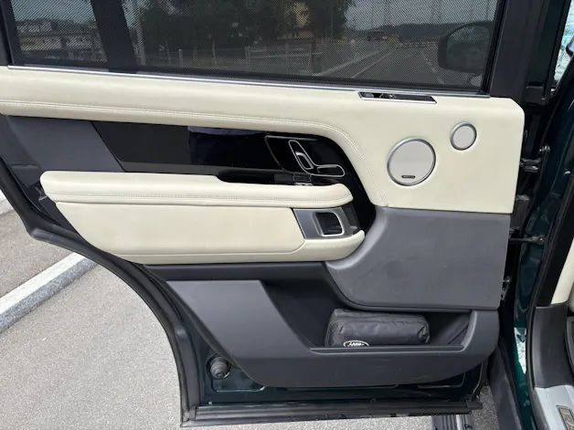 Land Rover Range Rover LWB 2.0 Si4 PHEV Vogue Automatic