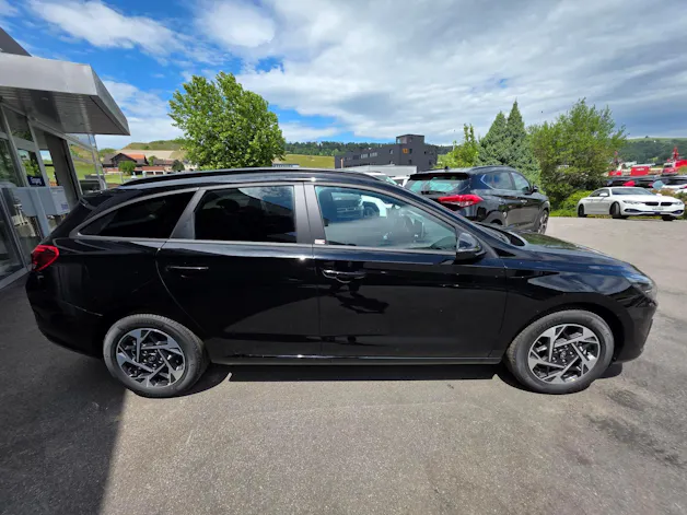 Hyundai i30 Wagon 1.5 T-GDi Amplia 48V MH DCT