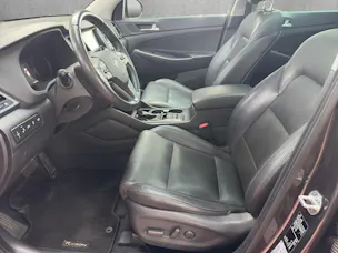 Hyundai Tucson 1.7 CRDI Vertex 2WD DTC 7