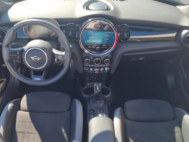 Mini Cooper John Cooper Works Cabriolet Steptronic