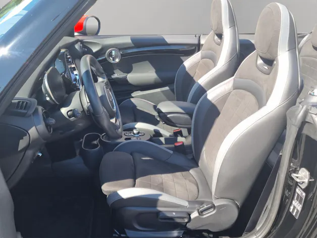 Mini Cooper John Cooper Works Cabriolet Steptronic