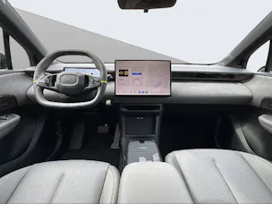 Lynk & Co 02