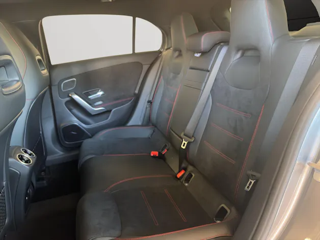 Mercedes-Benz A 220 4Matic 8G-DCT
